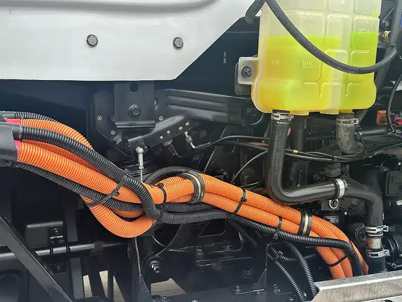Uses of Cable Ties in New Energy Vehicles-2