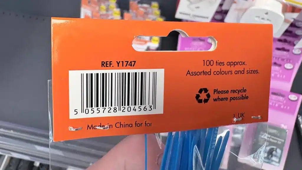 Retail cable tie packaging labeled “100 ties approx.” and “Assorted colours and sizes”